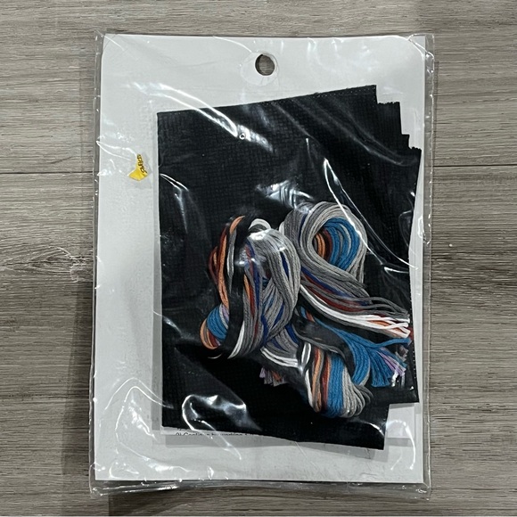 NWT Dimensions Wolf Portrait Counted Cross Stitch Kit - Picture 8 of 9